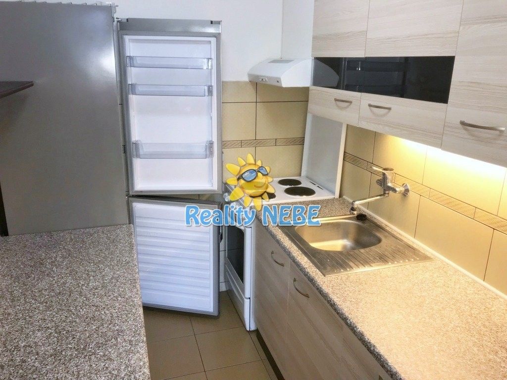 Pronájem byt 2+kk - Famfulíkova, Praha, 47 m² - 2