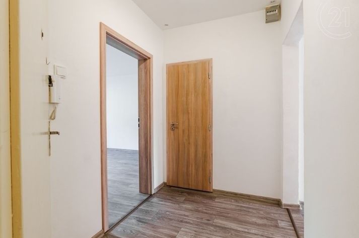 1+1, Děčín, 405 02, 35 m²