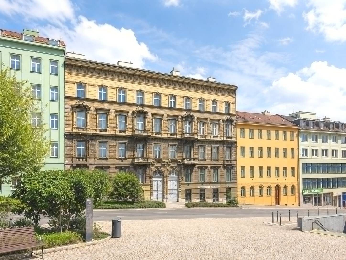 3+1, Mezibranská 577, Praha, 103 m² - 1