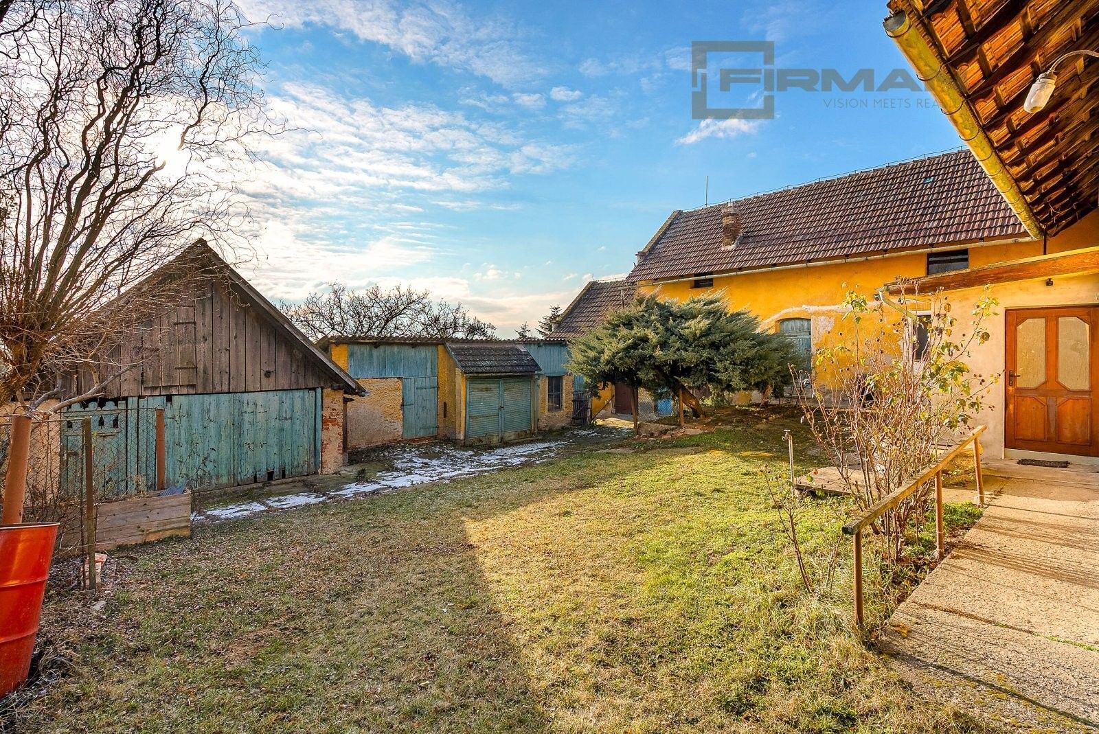 Prodej rodinný dům - Cítov, 400 m²