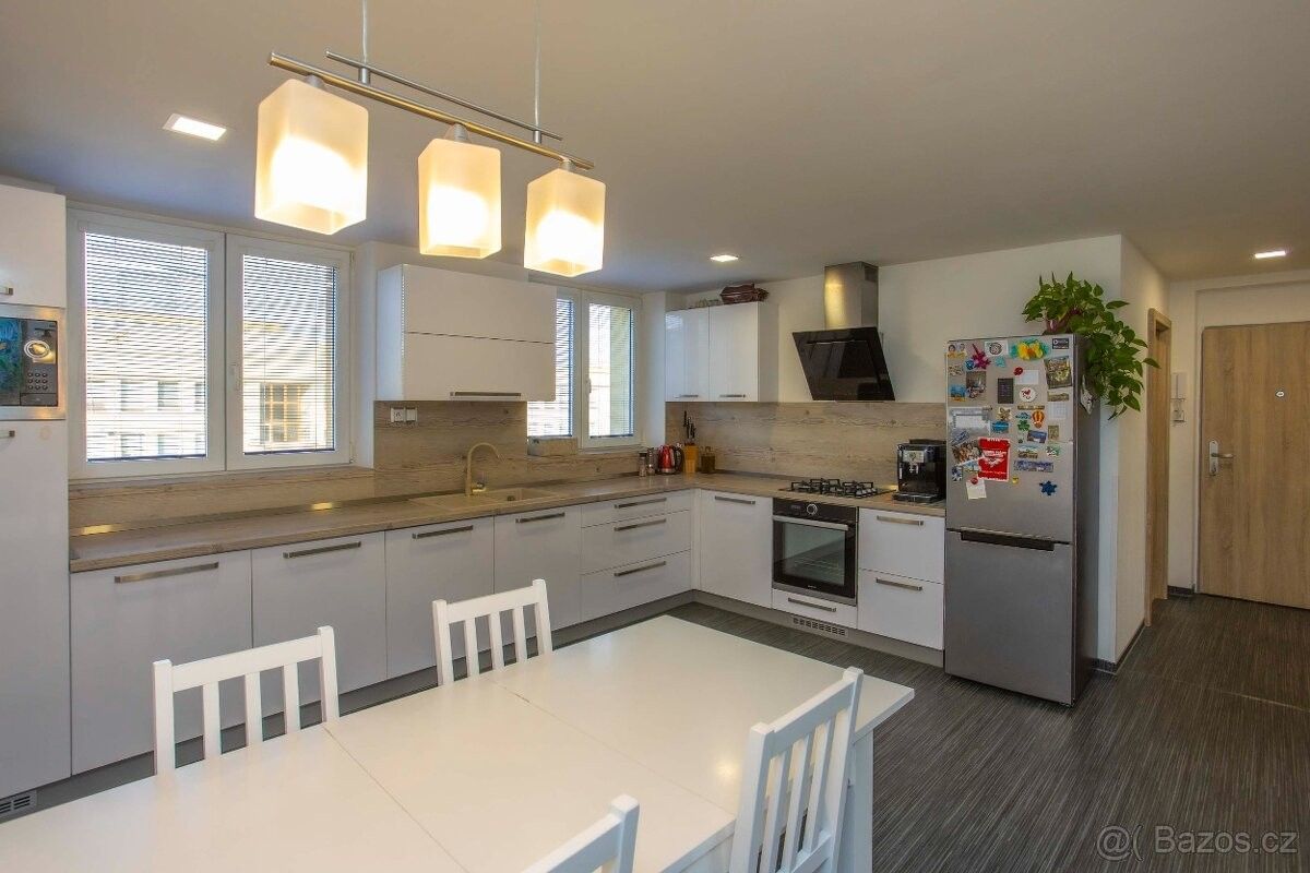 Prodej byt - Pardubice, 530 02