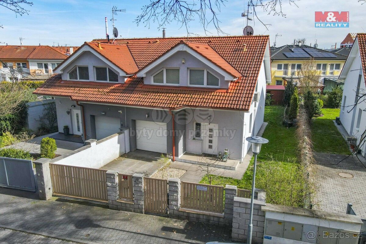 Prodej dům - Plzeň, 301 00