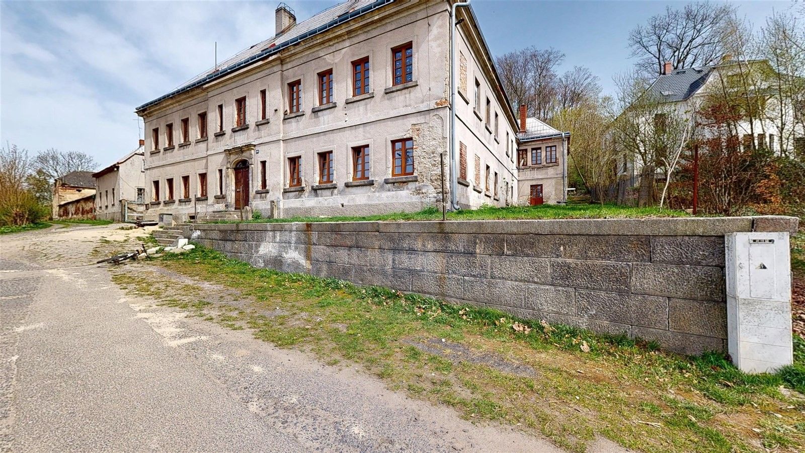 Činžovní domy, Mikulášovice, 1 m²