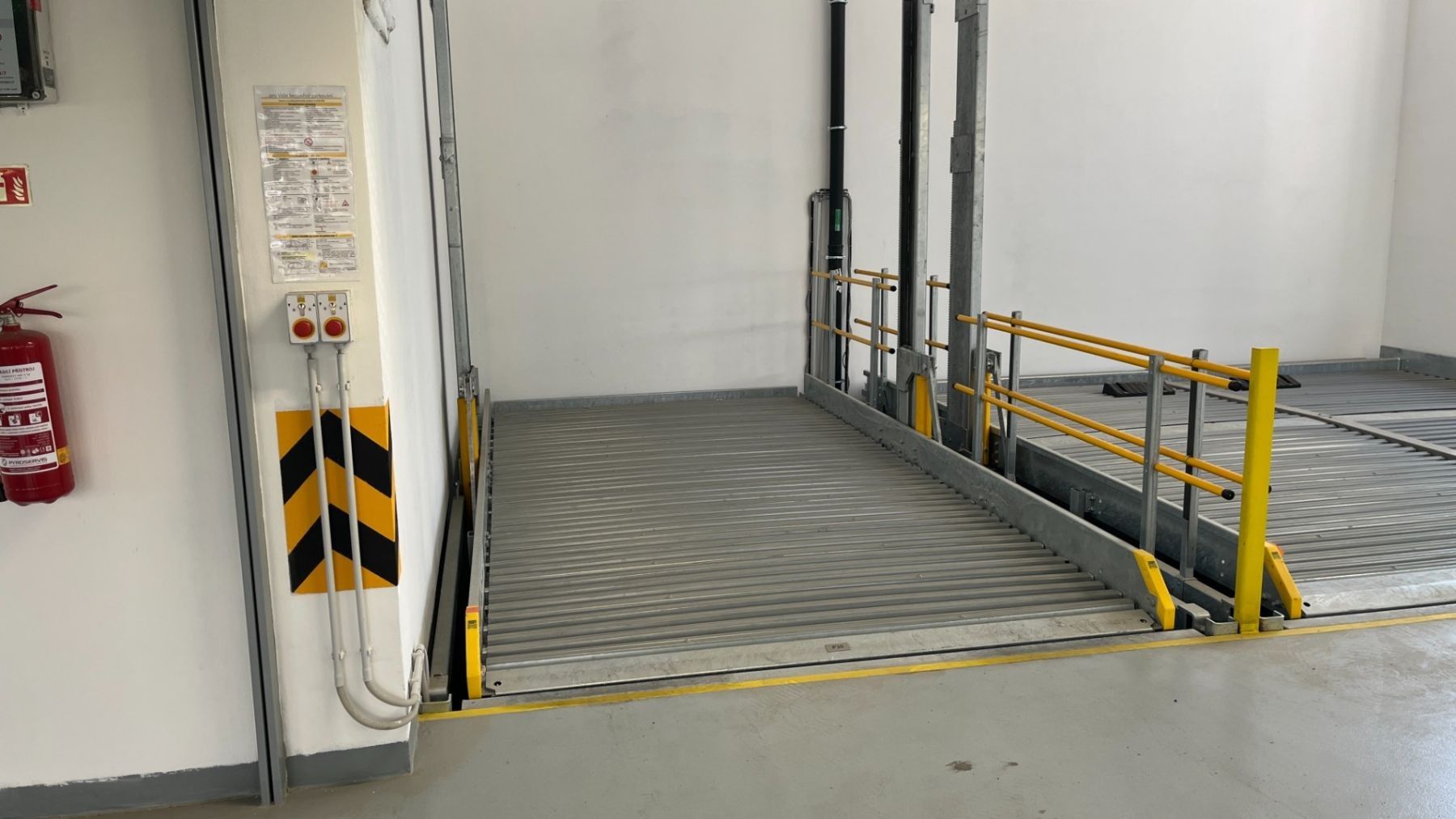 Garáž · 13 m² · Kardašovská, Praha - Hloubětín - 3