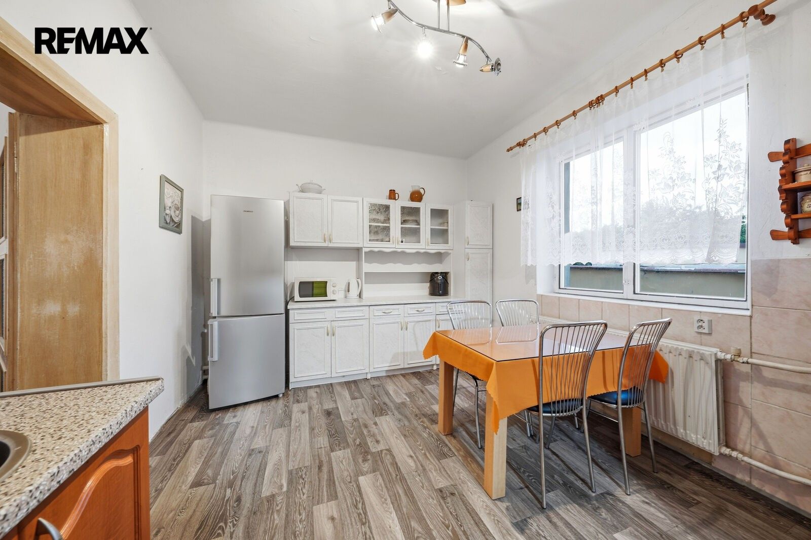 Prodej rodinný dům - Kamenný Pahorek 423, Košťany, 145 m² - 2