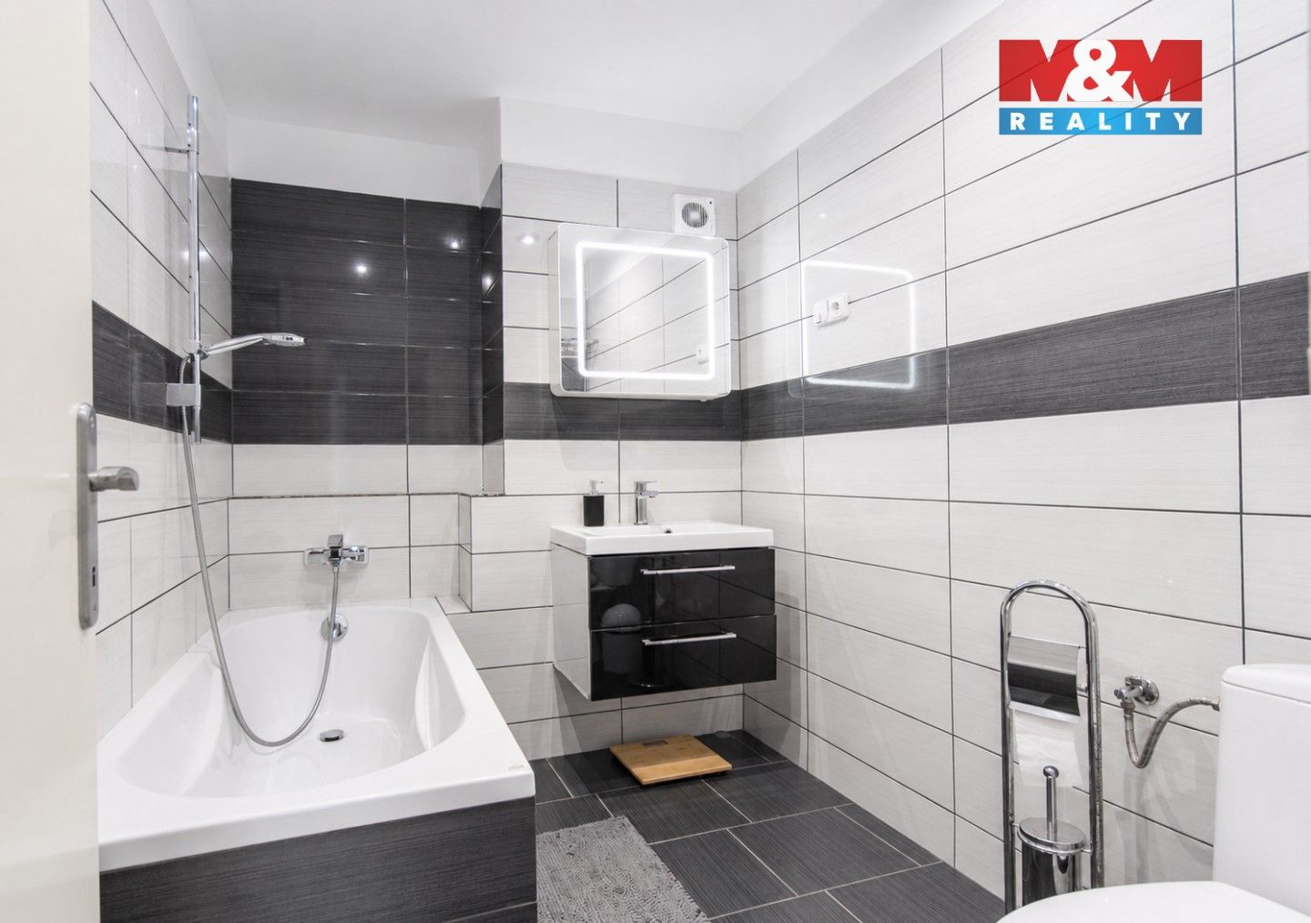 Prodej rodinný dům - Hošťálkovy, 170 m² - 5