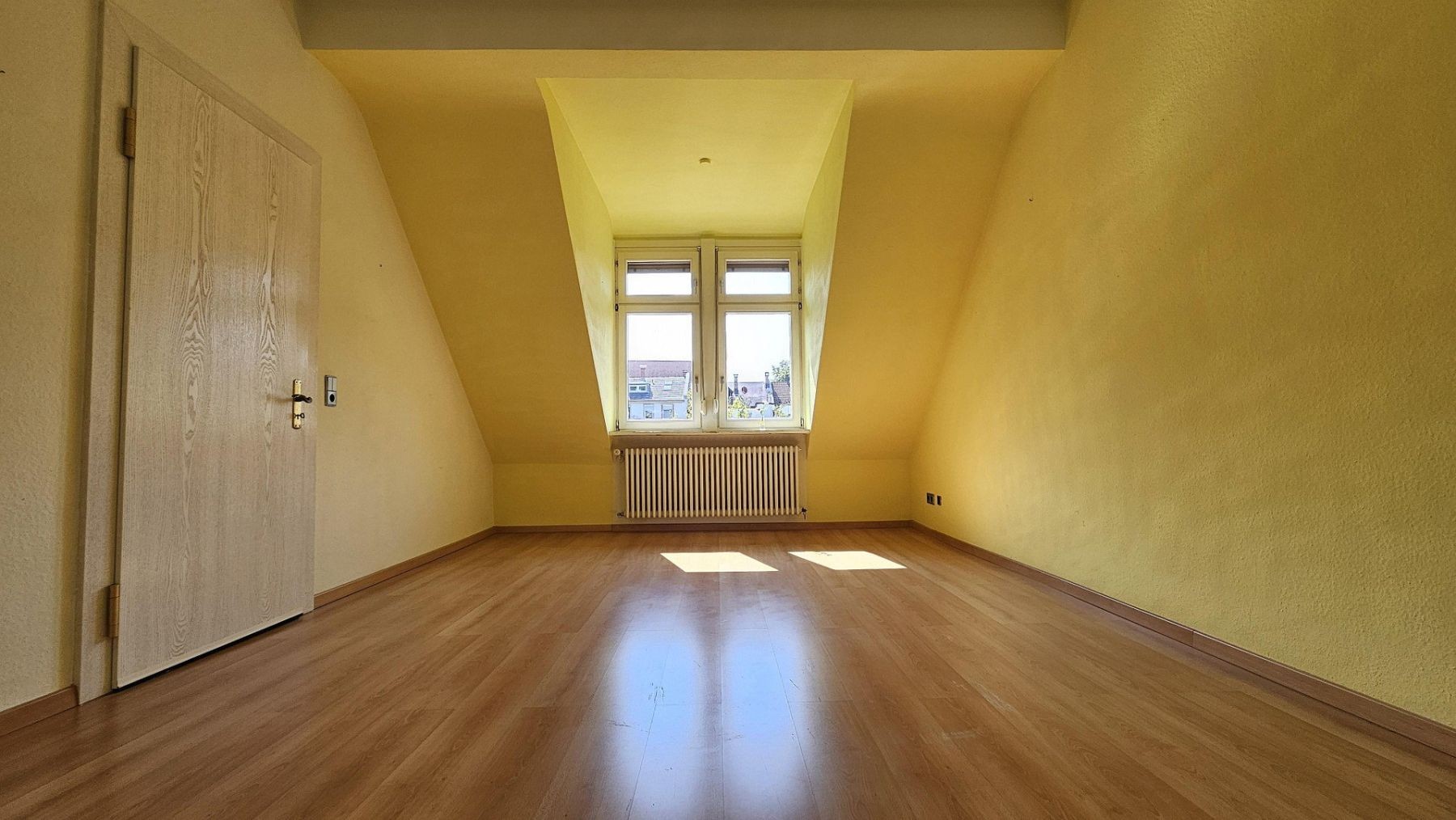 Prodej byt 2+kk - Baden-Baden Baden-Baden Baden-Württemberg 76530, 90 m² - 5