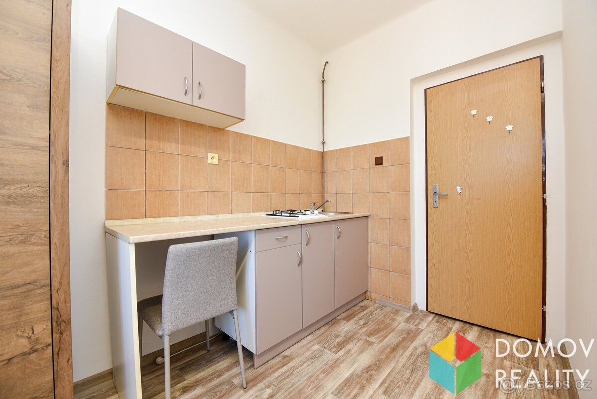 Byty, Komárov u Hořovic, 267 62