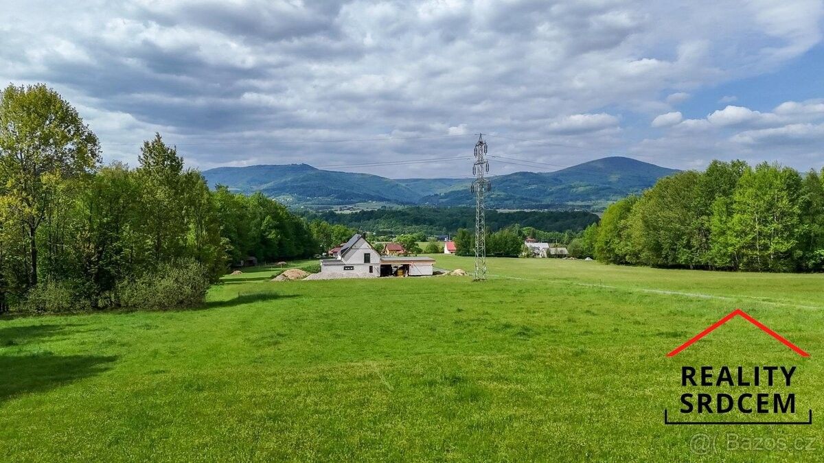 Pozemky pro bydlení, Návsí, 739 92