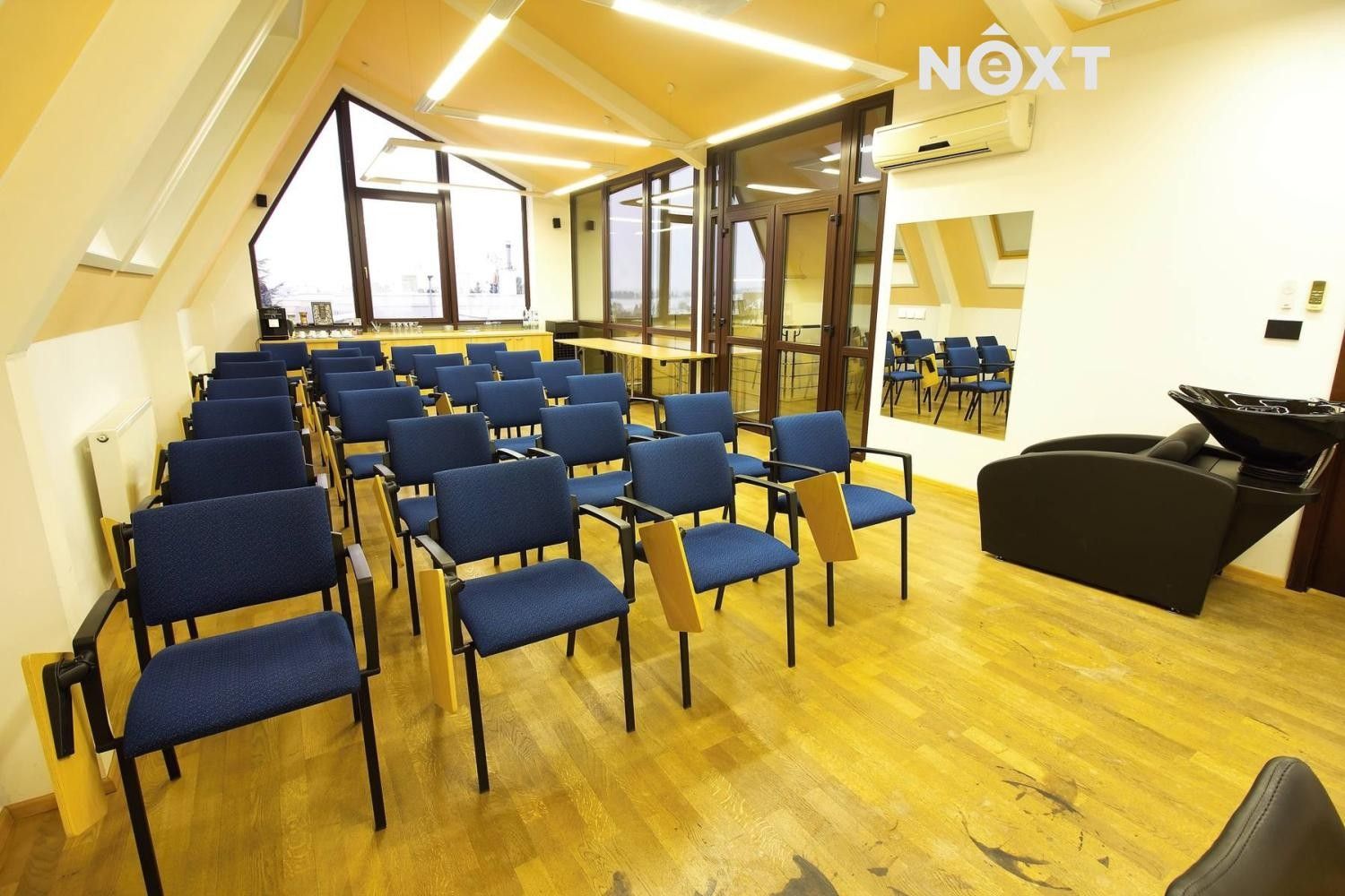 Obchodní prostory, Okružní, Chrudim, 100 m²