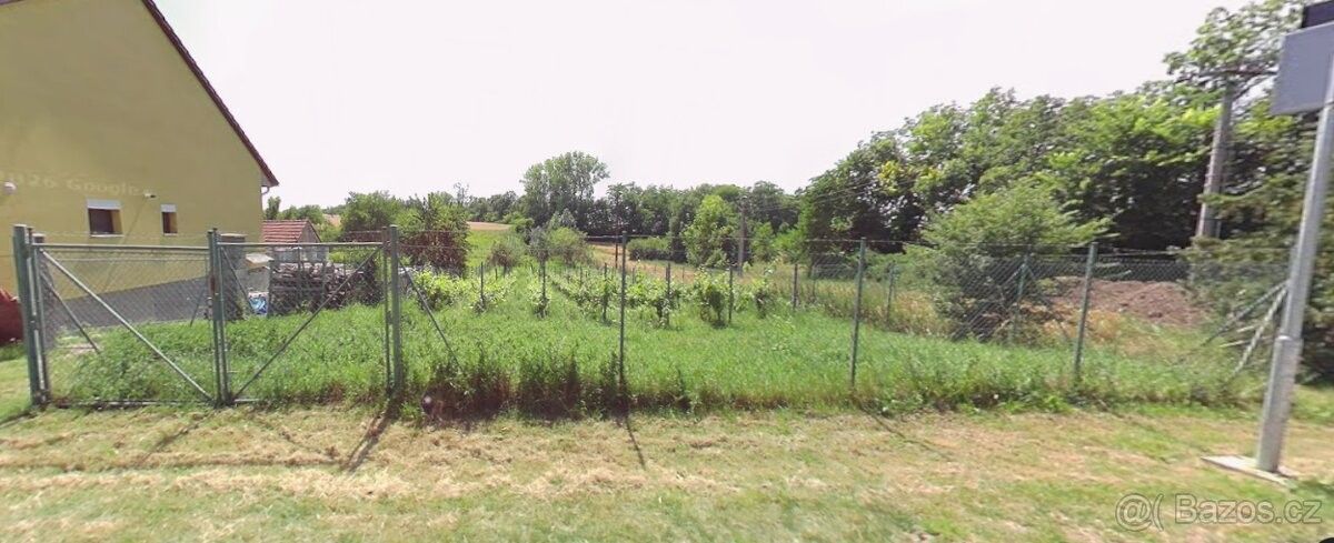 Pozemky pro bydlení, Prace, 664 58