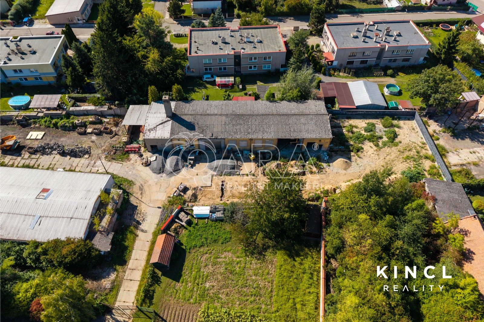 Prodej komerční pozemek - Semice, 1 m²