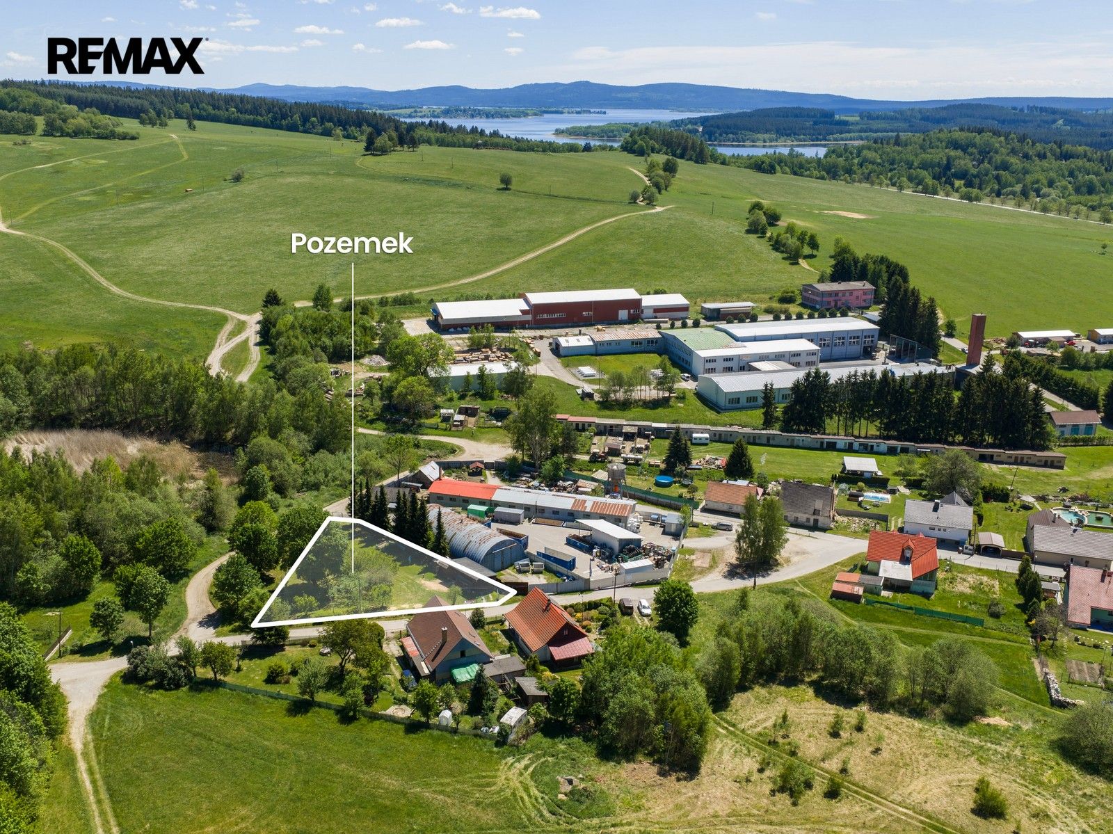 Pozemek pro bydlení · 1 408 m² · V Domkách  , Horní Planá - 3