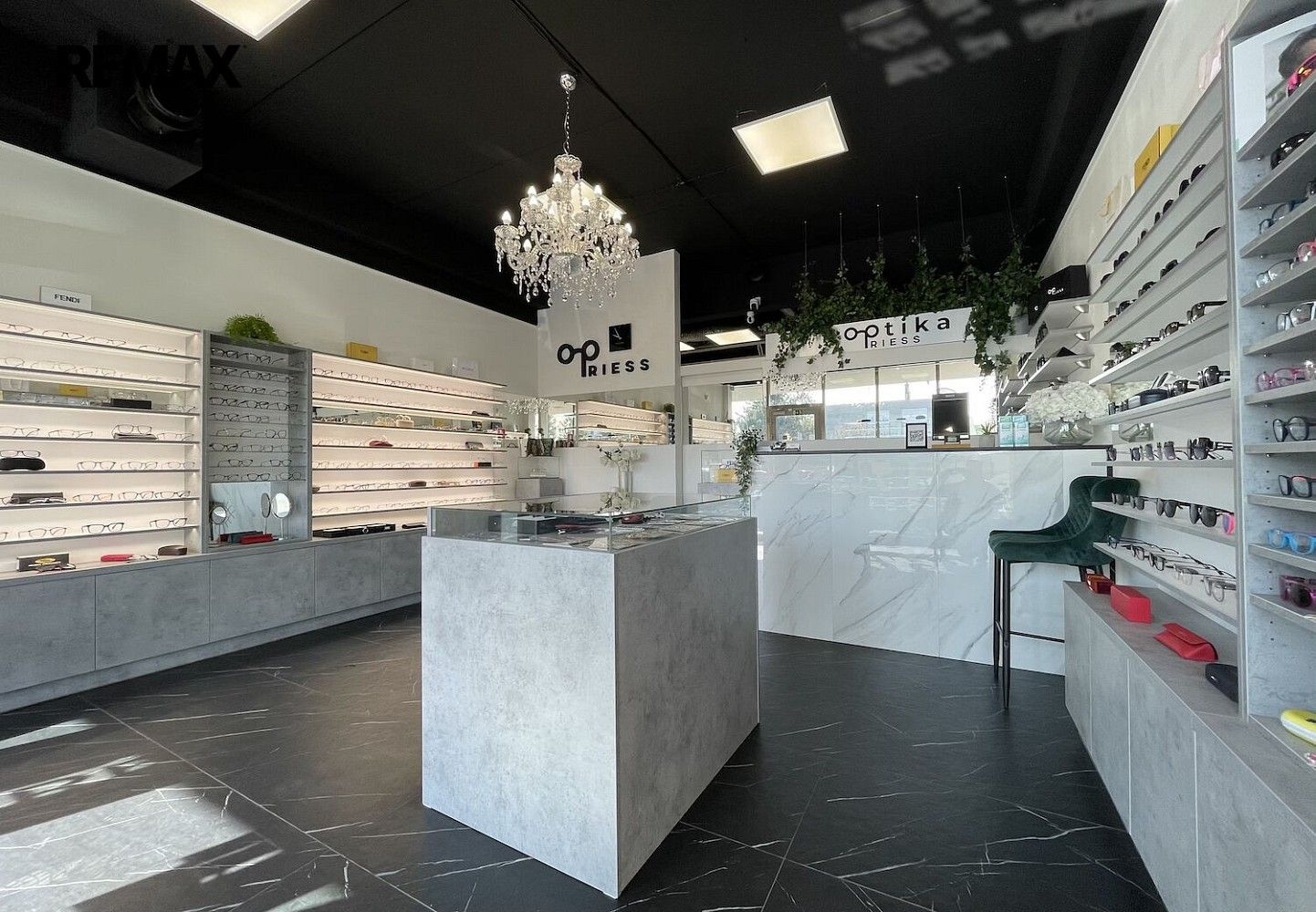 Pronájem obchodní prostory - Břeclav, Jihomoravský kraj, 42 m² - 2