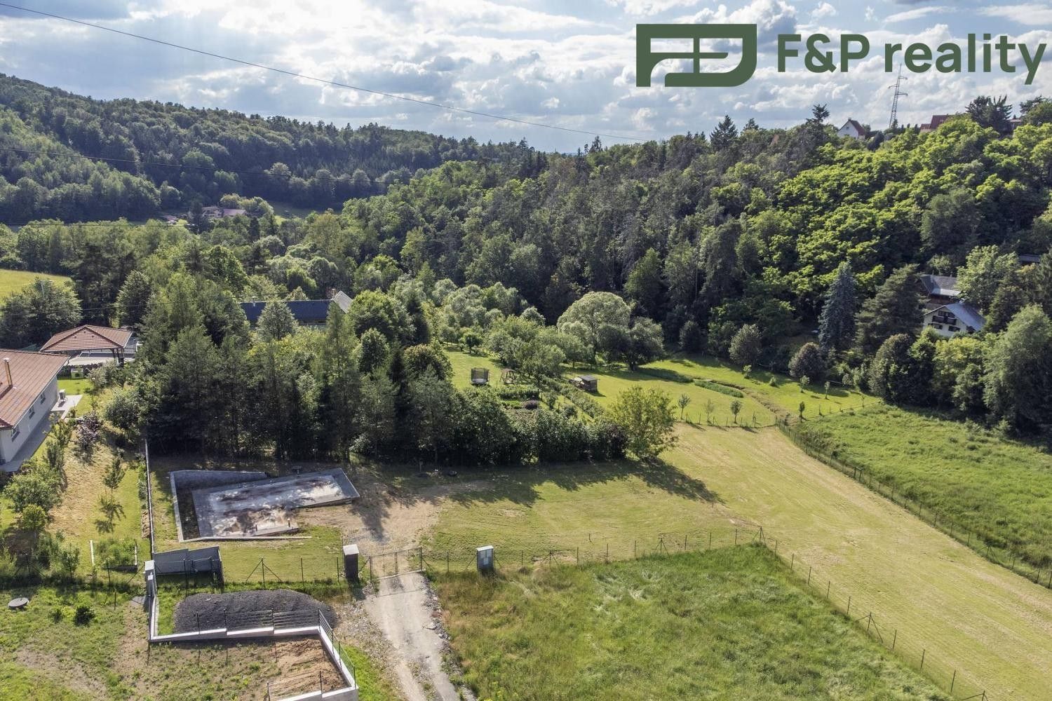 Prodej pozemek pro bydlení - Krňany,Benešov,Středočeský kraj, 1 244 m²