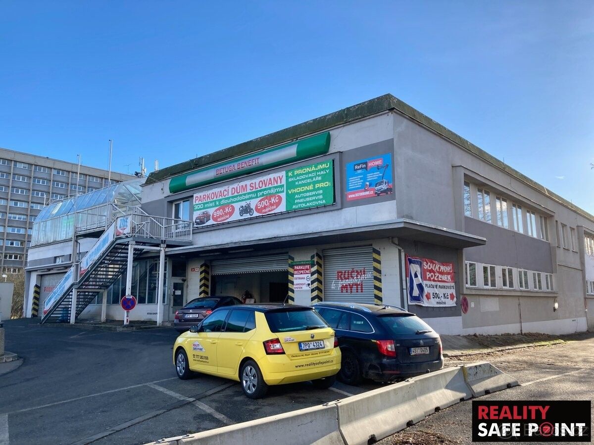 Garáže, Plzeň, 326 00