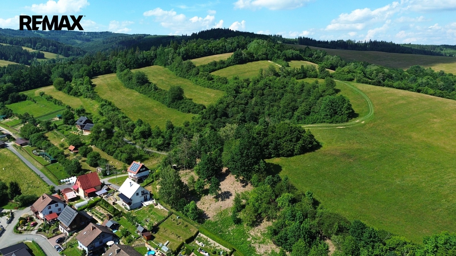 Pozemek pro bydlení · 1 781 m² · Hošťálková - 4