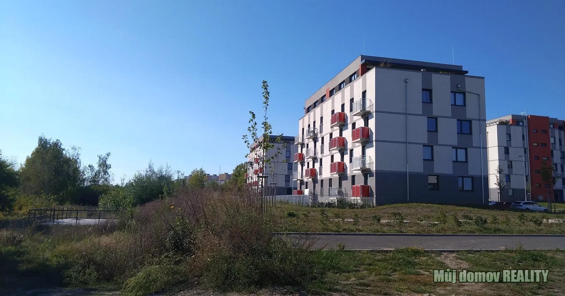 2+kk, Bryksova, Praha, 52 m²