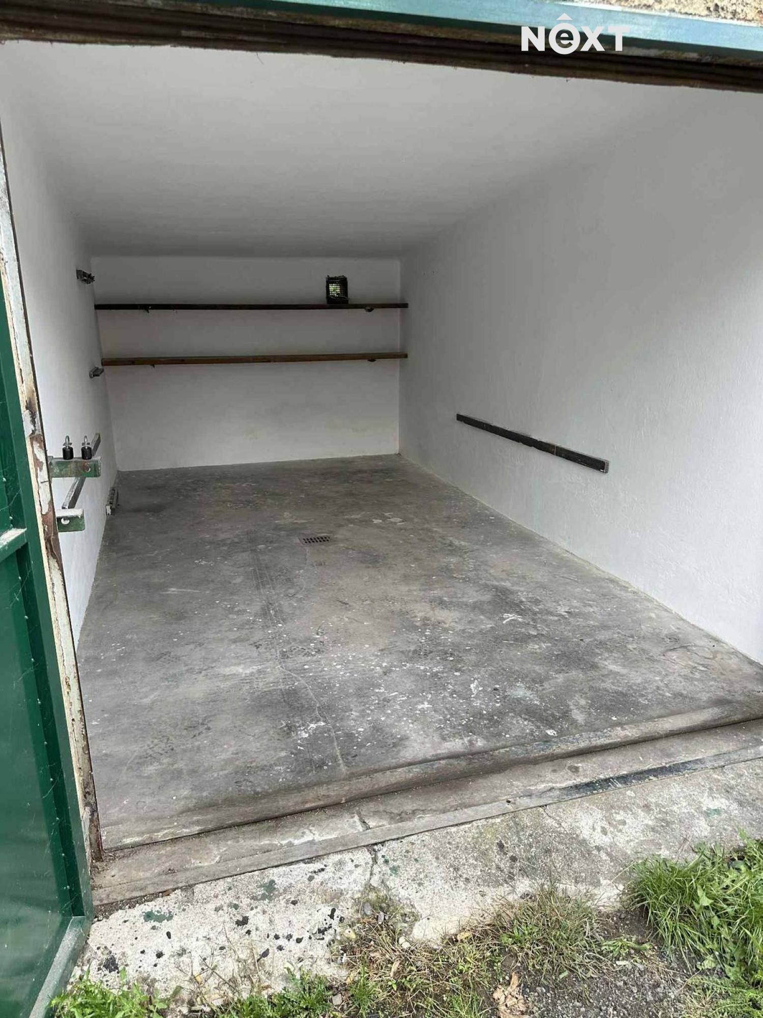 Garáže, Skautská, Ostrava, 16 m²