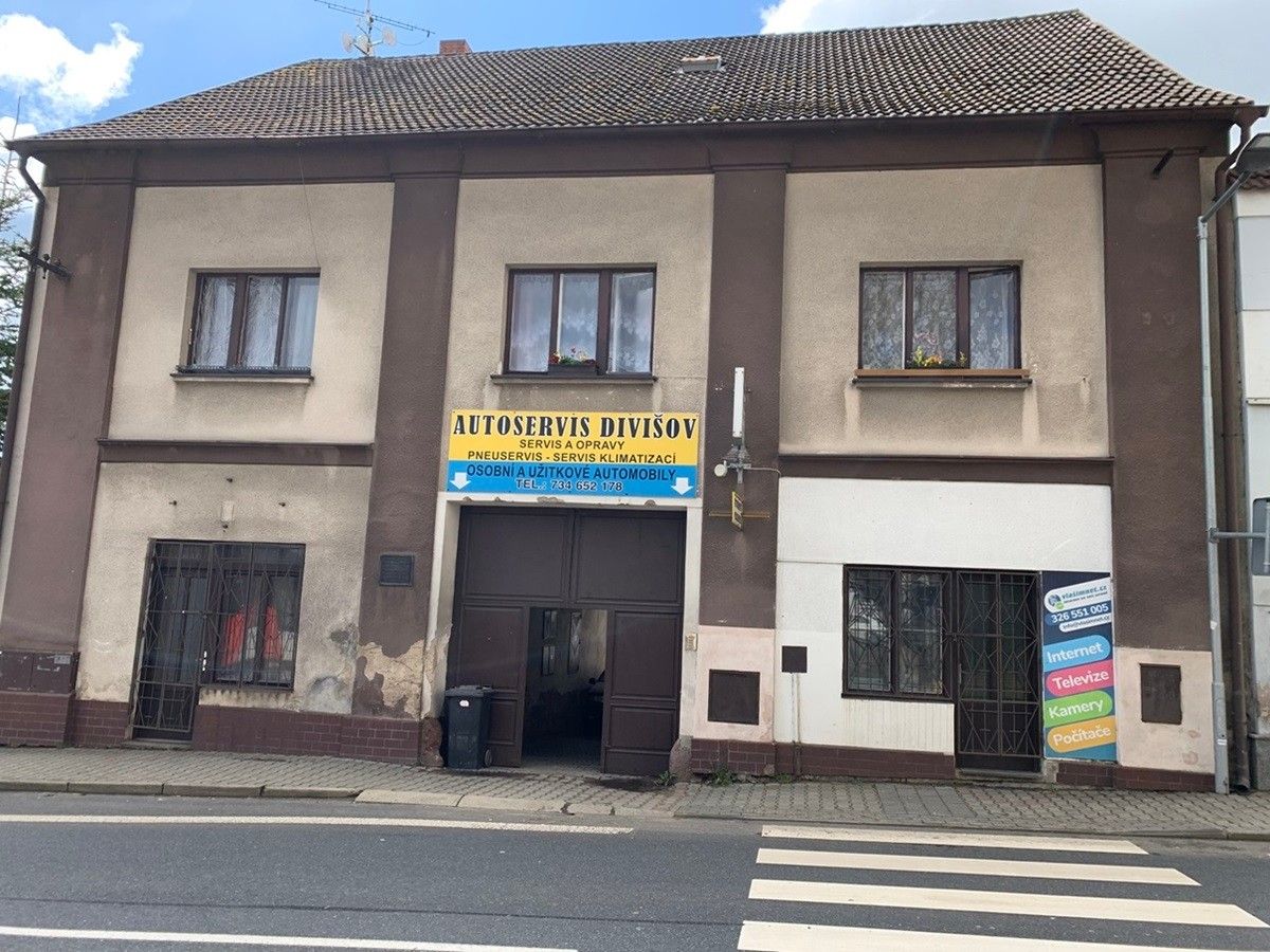 Ubytovací zařízení, Horní náměstí, Divišov, 1 744 m²