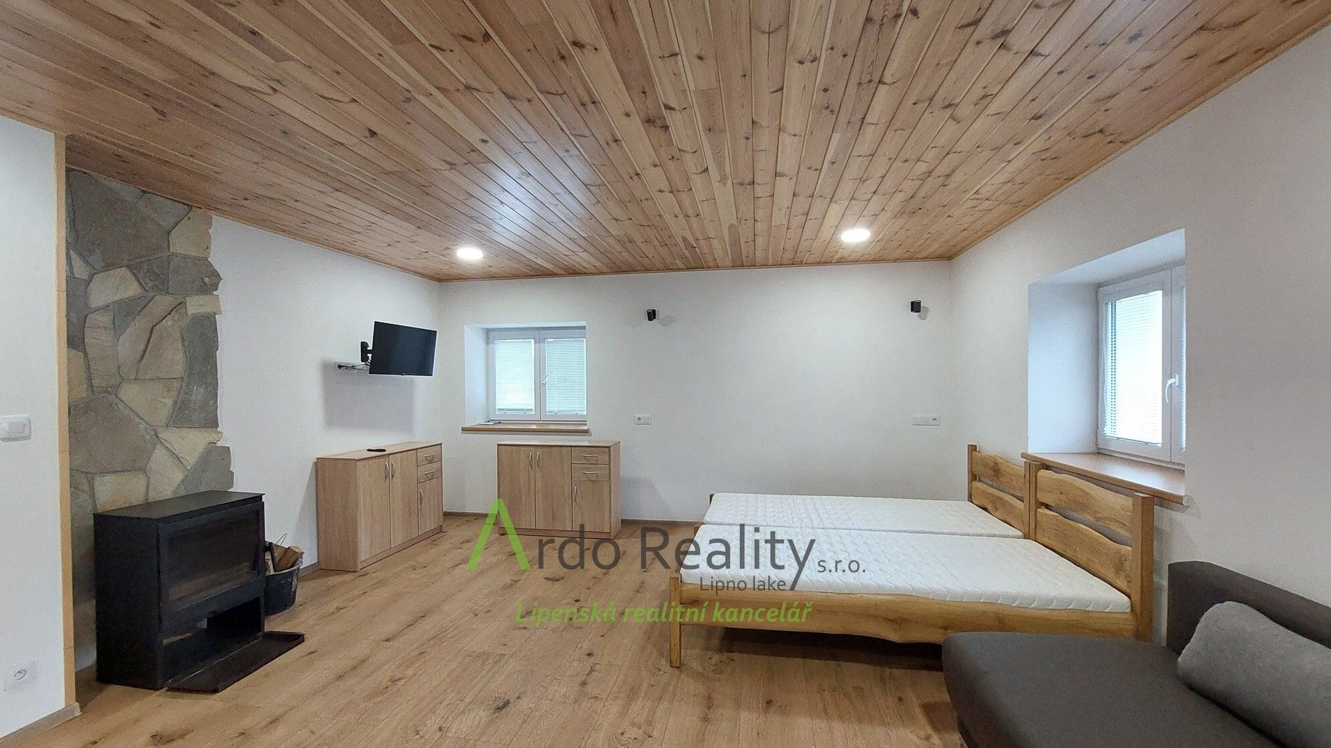 Pronájem byt 1+kk - Loučovice, 65 m²