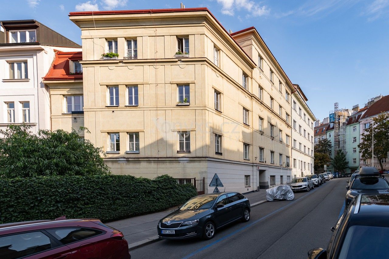 2-bed apartment, 66 m²