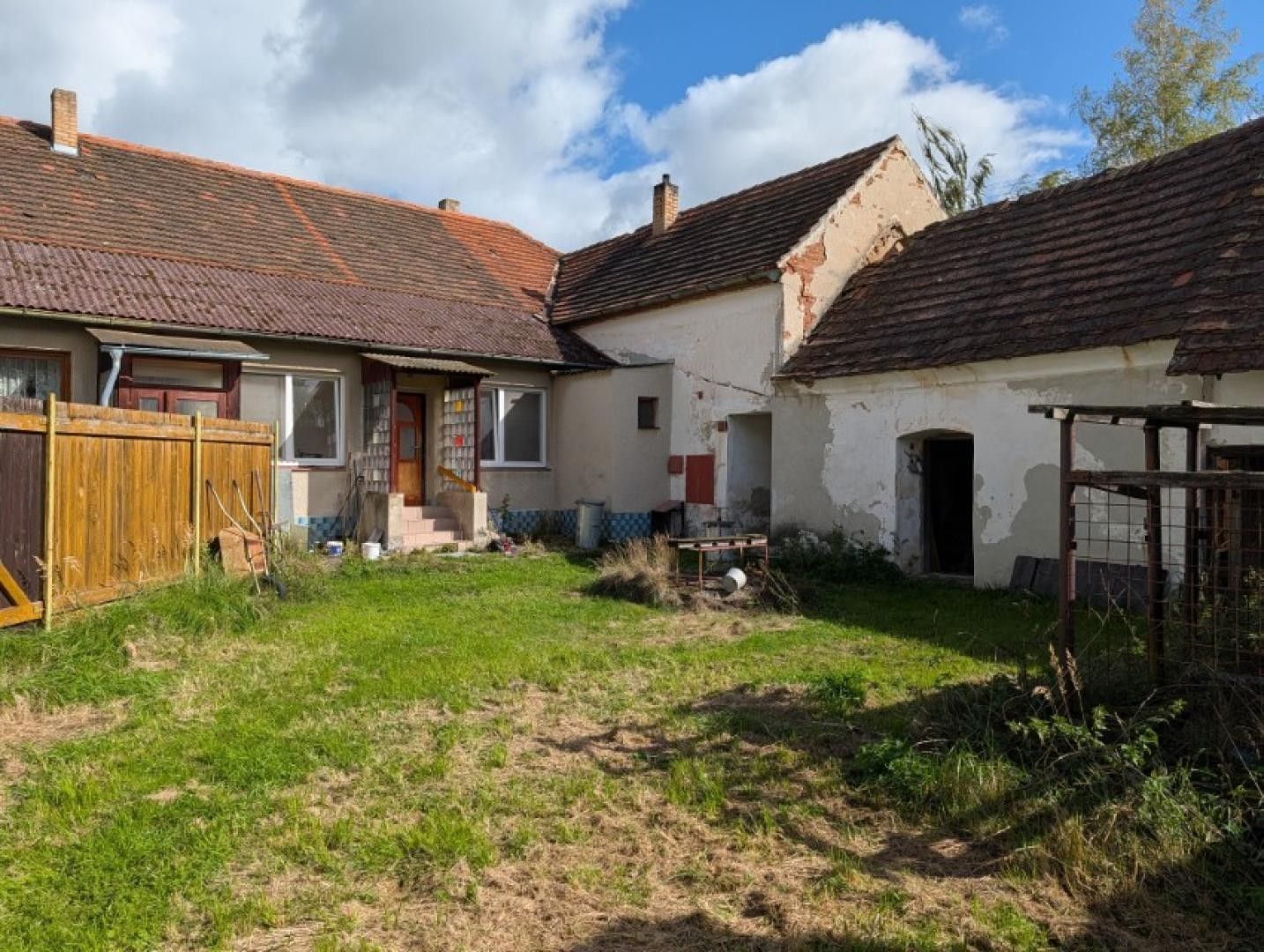 Rodinný dům · 380 m² · Skály - 3