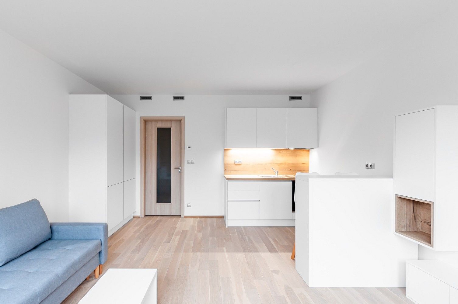 Byt 1+kk · 33,7 m² · Praha - Vysočany, okres Praha 9, Hlavní město Praha - 3
