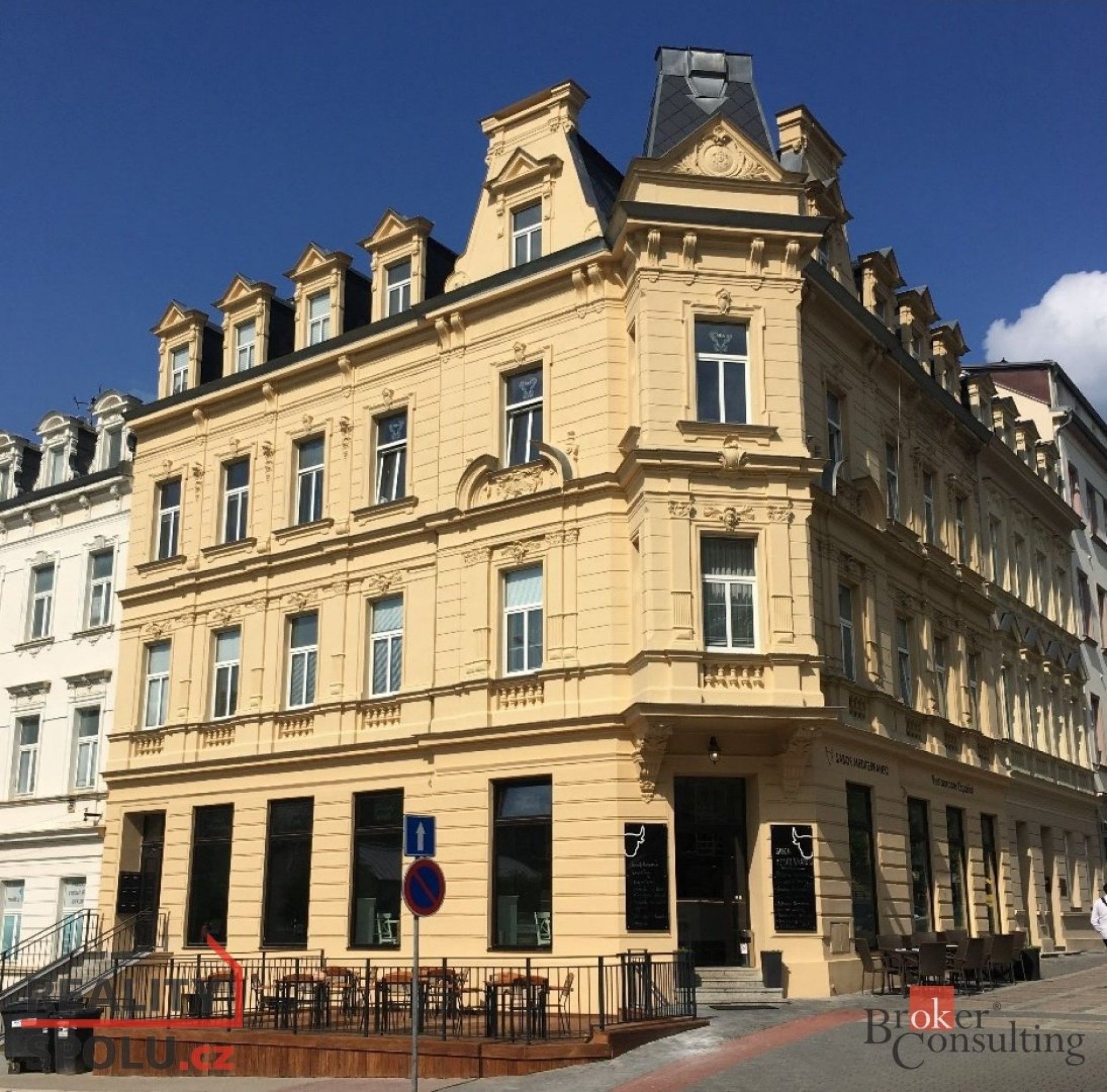 Pronájem byt 3+1 - náměstí Dr. M. Horákové, Karlovy Vary, 93 m²