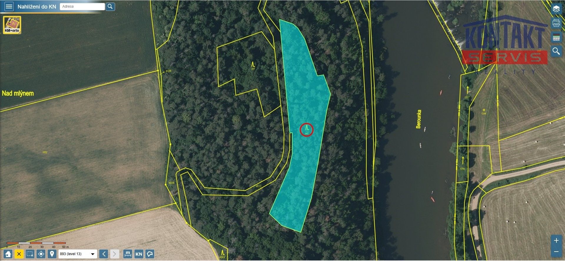 Les, 4 715 m²