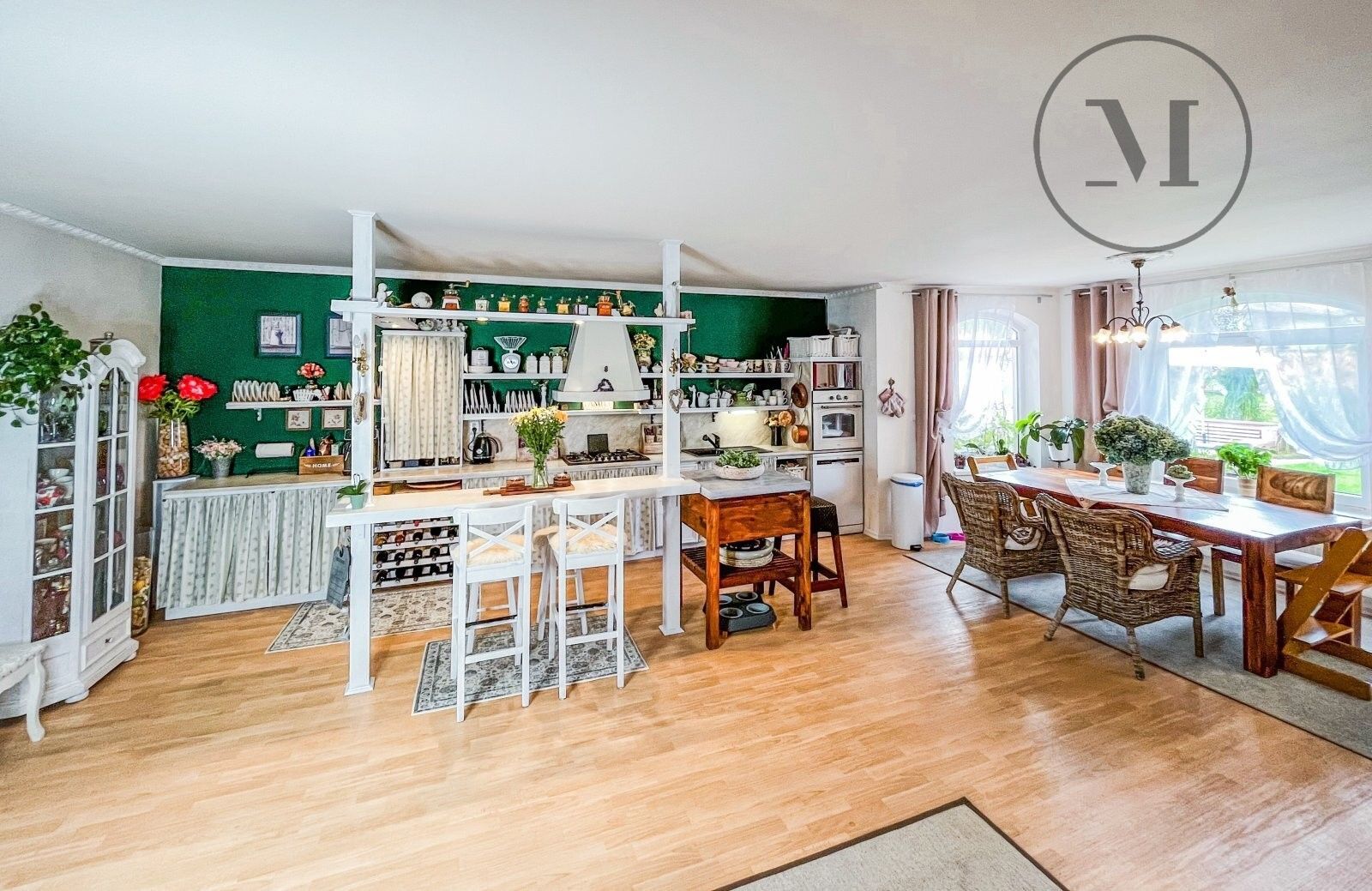 Prodej dům - Dolní Bukovsko, 260 m²