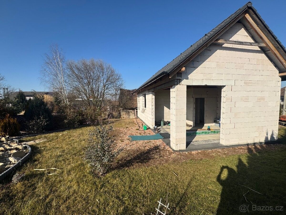 Prodej rodinný dům - Divec, 500 03