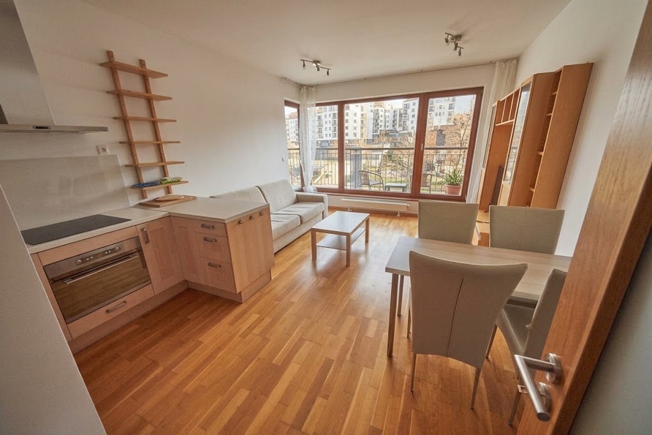 Byt 2+kk, 57 m²