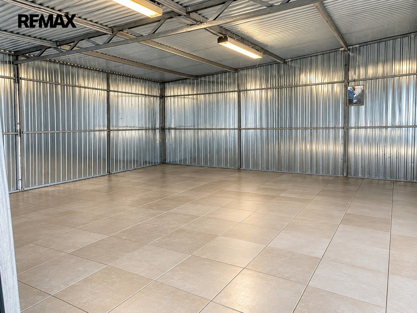 Sklady, Přátelství, Praha 10 - Uhříněves, 50 m² - 2