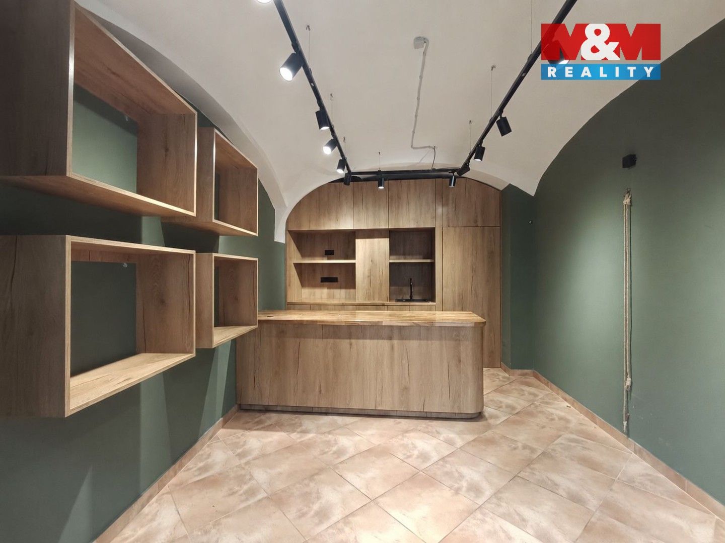 Obchodní prostory, Husova, Slaný, 23 m² - 2