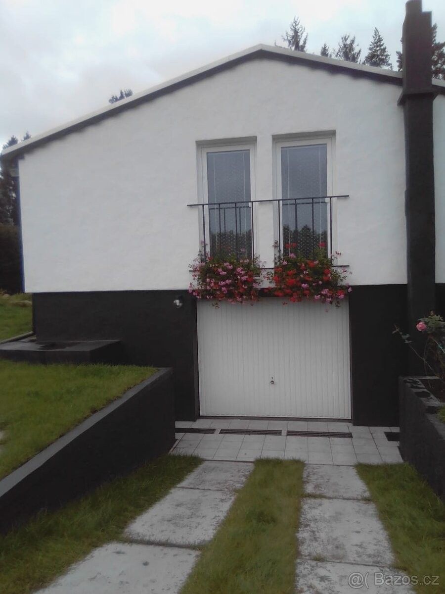 Chaty, Mukařov, 251 62