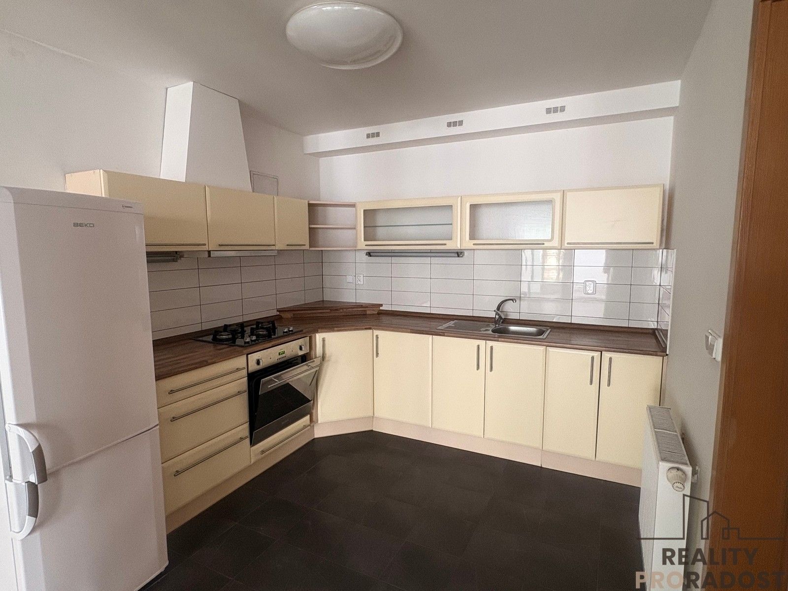 Pronájem byt 2+kk - Ostružnická, Olomouc, 100 m²