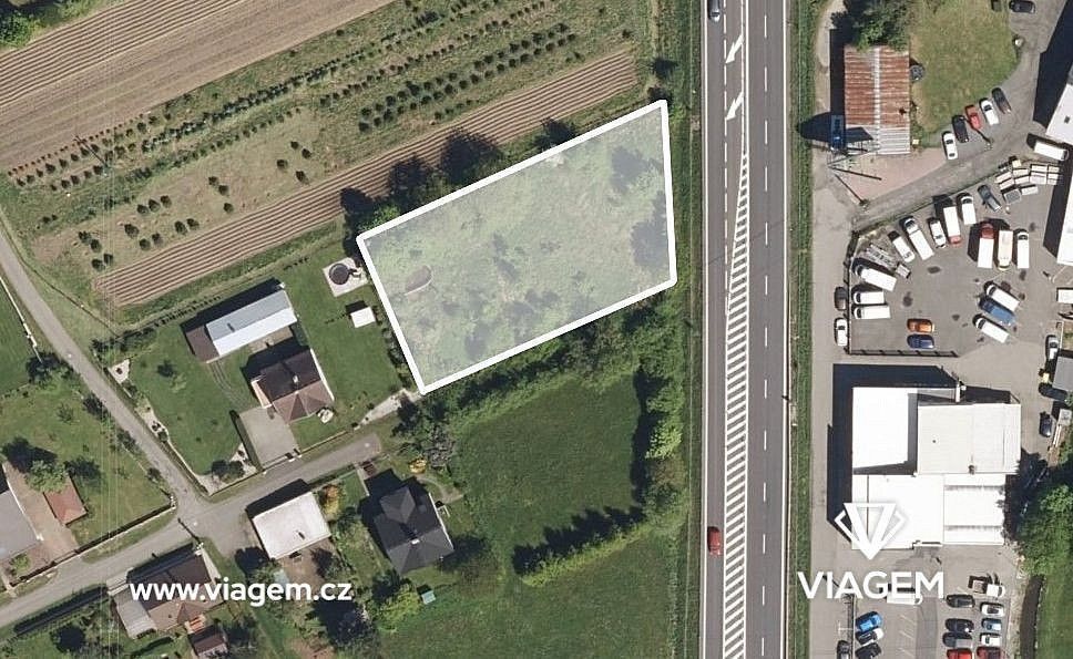 Zahrada, 1 664 m²