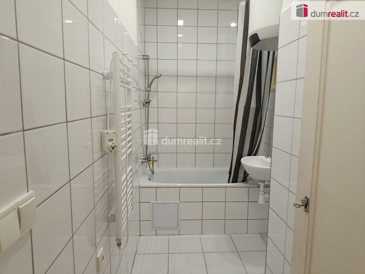 2+kk, Za poštou, Praha, 58 m² - 1