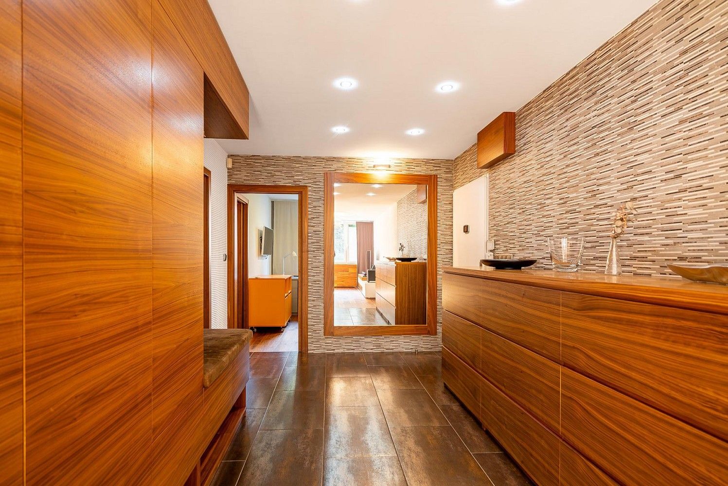 3+kk, Na Sídlišti III, Průhonice, okres Praha-západ, 74 m² - 2