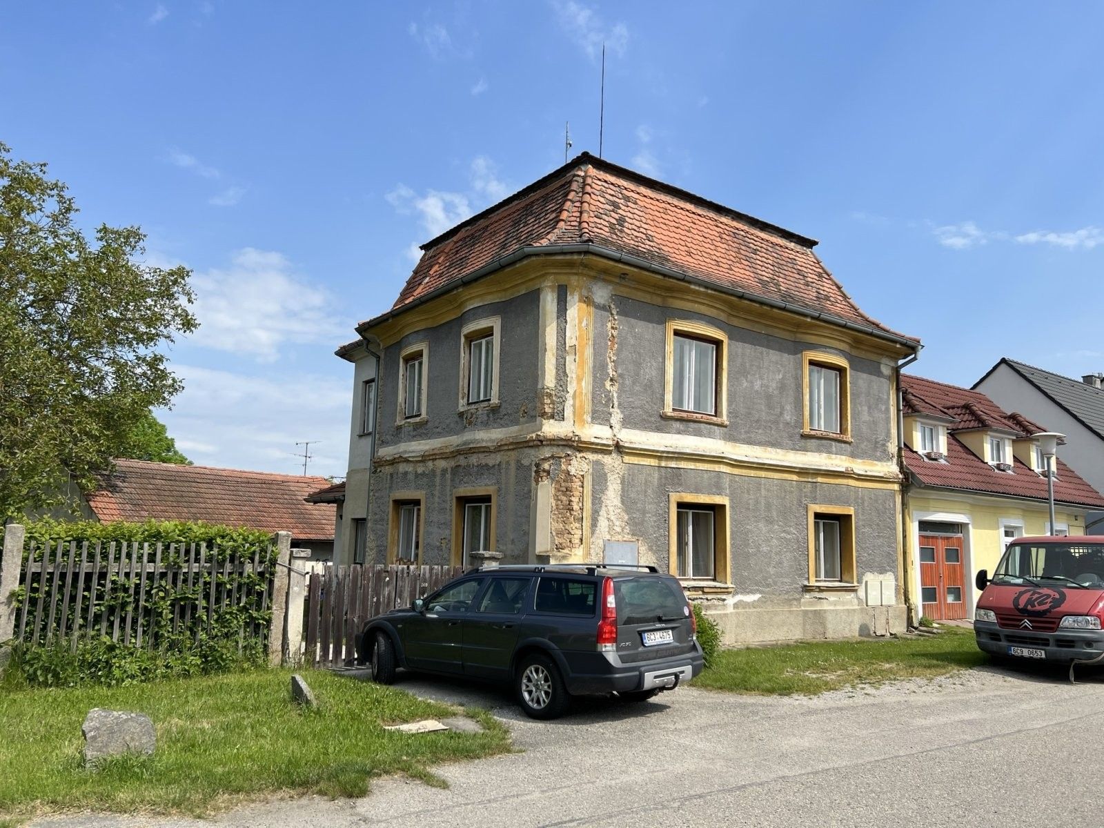 Prodej dům - Budějovická, Kamenný Újezd, 150 m²