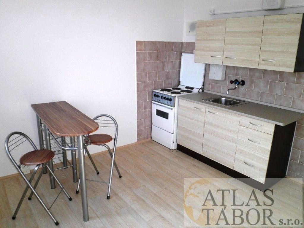 1+1, Průmyslová, Planá nad Lužnicí, 40 m² - 1