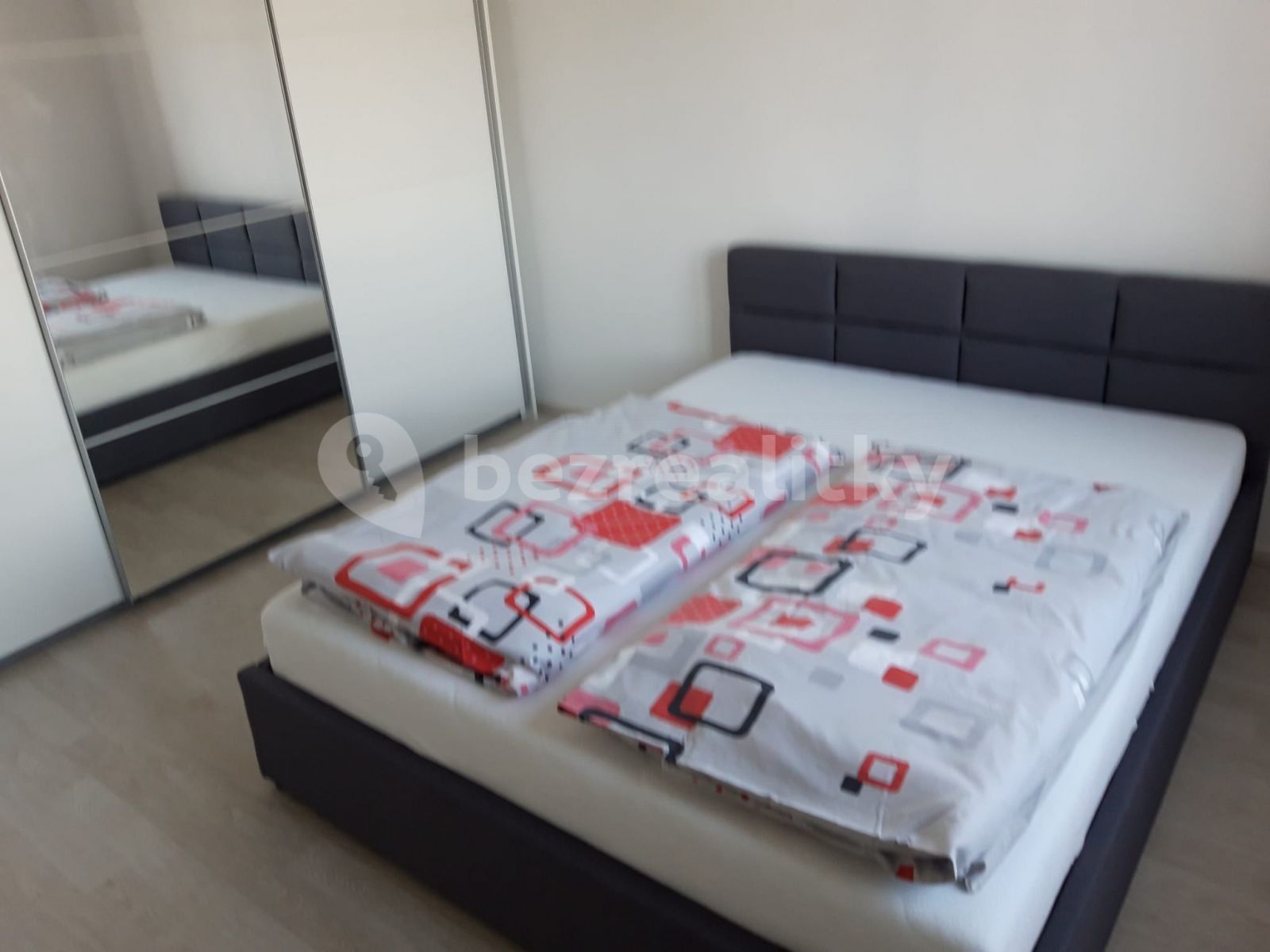 Byt 2+1 · 56 m² · Pod Lipami, Praha - Žižkov - 3