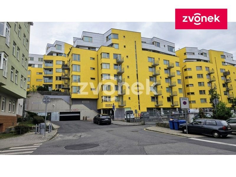 Prodej ostatní - Jeseniova, Praha, 12 m²