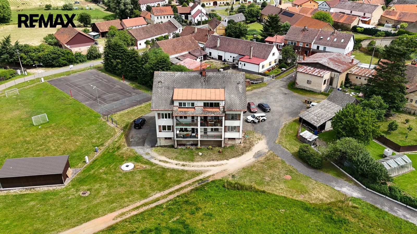 3+1, Mezholezy, 75 m² - 1