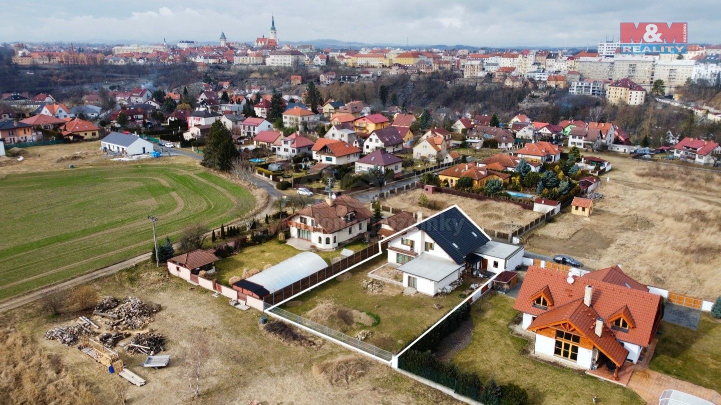 Rodinné domy, V Polích, Tábor, 437 m²