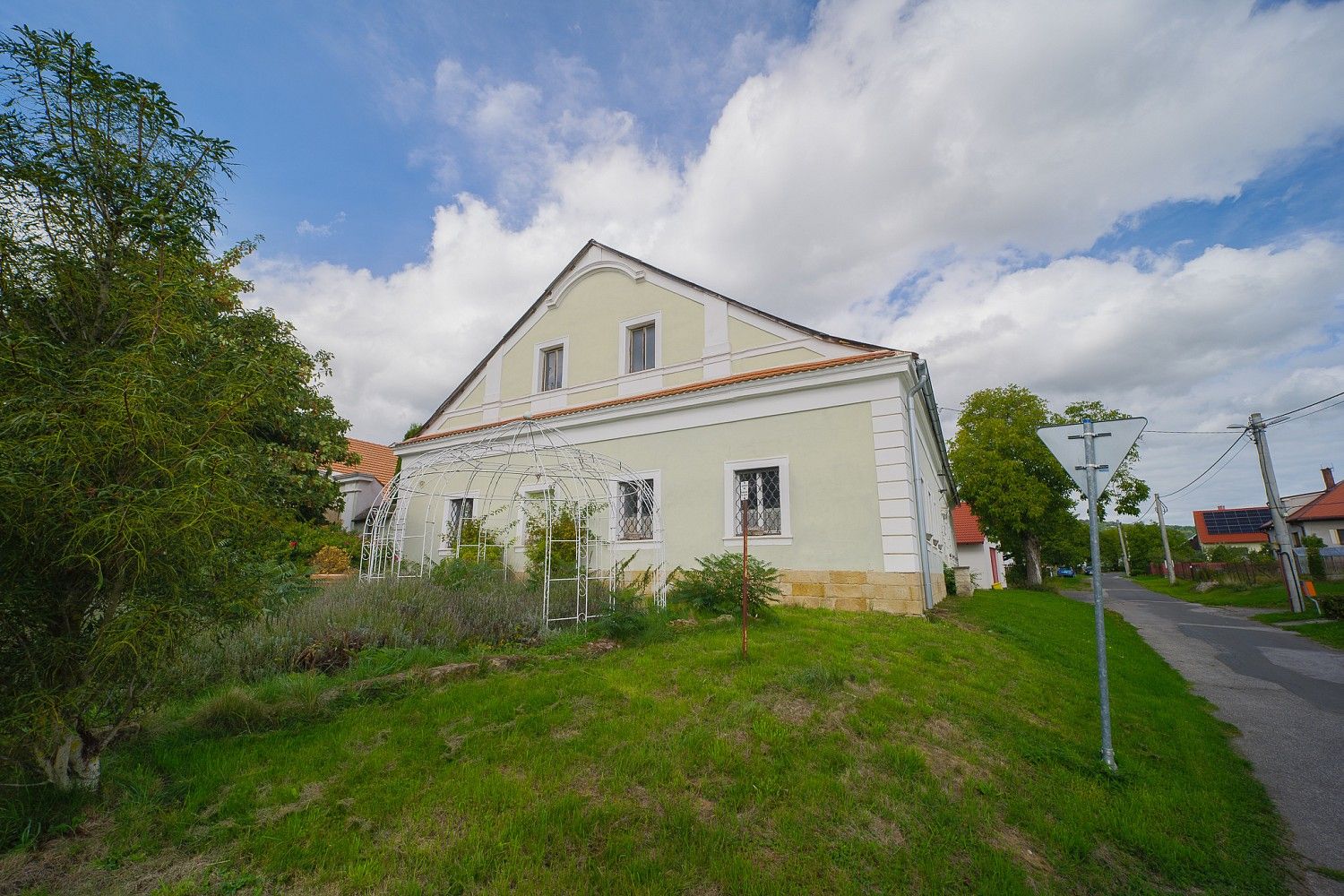 Prodej rodinný dům - Soběraz, okres Jičín, 272 m² - 2