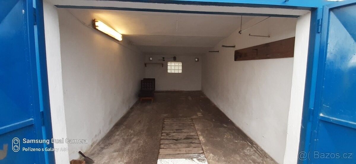 Prodej garáž - Uherský Brod, 688 01