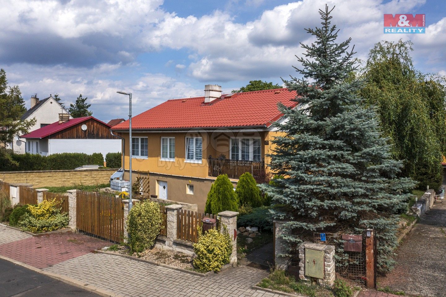 Rodinné domy, Bečov, 230 m²