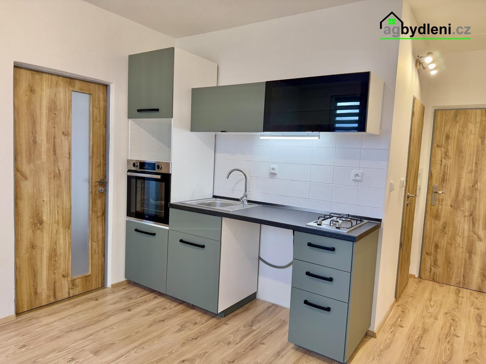 2+kk, Lábkova, Plzeň, 36 m²